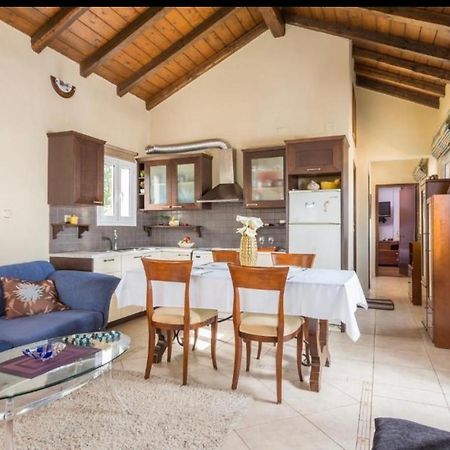 Makis Sea-View Apartment-Corfu Port Mantouki Ngoại thất bức ảnh