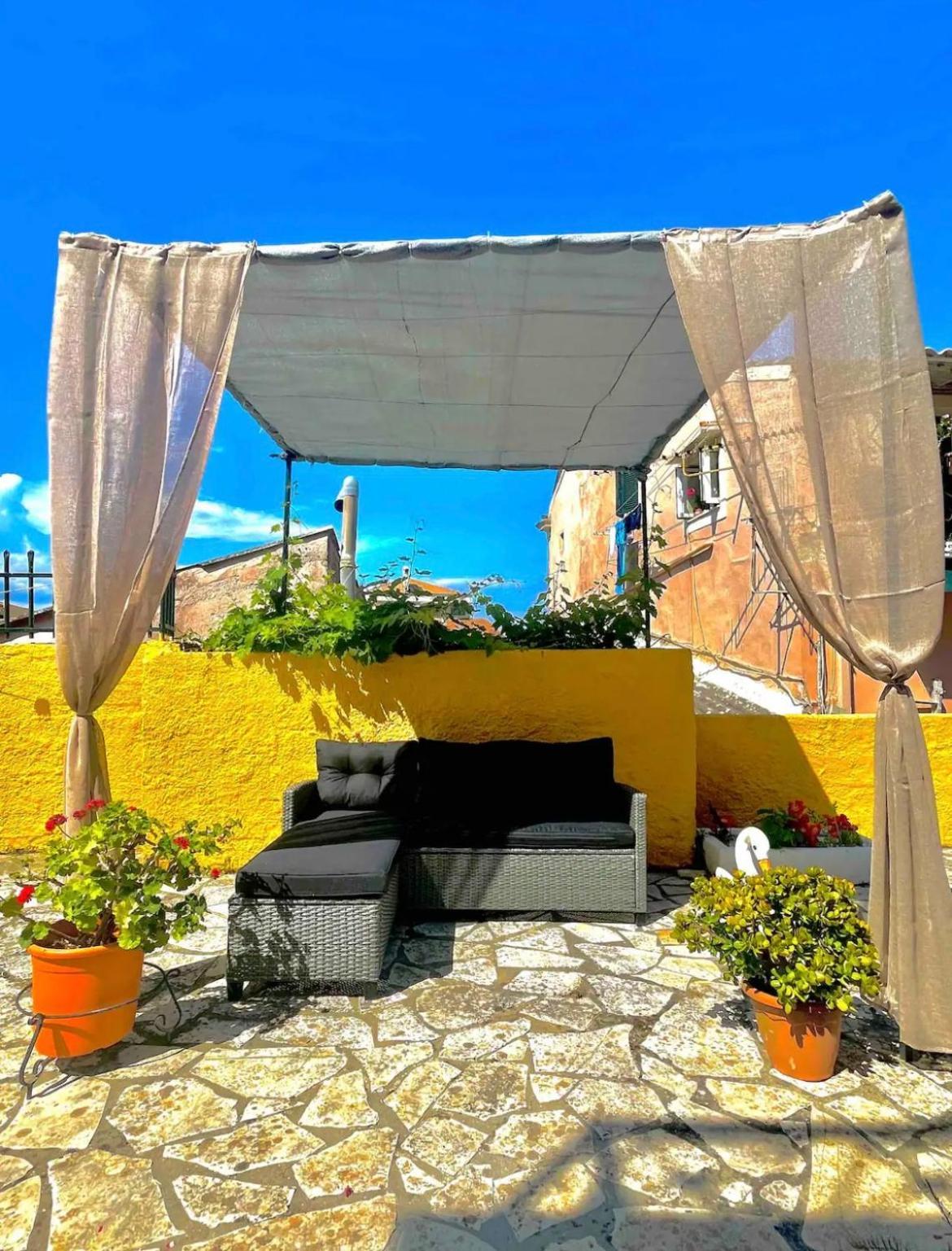 Makis Sea-View Apartment-Corfu Port Mantouki Ngoại thất bức ảnh